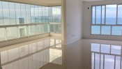 APARTAMENTO NA QUADRA MAR MEIA PRAIA | 4 SUTES 