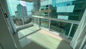 Apartamento 03 sutes Quadra mar em Itapema - SC
