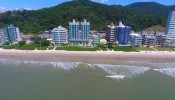 APARTAMENTO FRENTE MAR A VENDA EM MEIA PRAIA