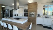 Apartamento 3 sutes, frente mar,  Itapema SC