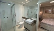 Apartamento 3 sutes em Meia Praia Itapema SC