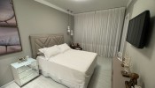 Apartamento 3 sutes em Meia Praia Itapema SC