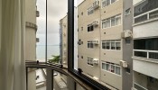 Apartamento 2 dormitrios, P na areia Itapema 