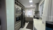 Apartamento 3 sutes, Meia Praia, Itapema SC