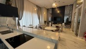 Apartamento 03 sutes em Meia Praia Itapema , SC 
