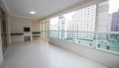 APARTAMENTO A VENDA EM MEIA PRAIA  04 SUTES 