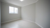 APARTAMENTO A VENDA EM MEIA PRAIA  04 SUTES 