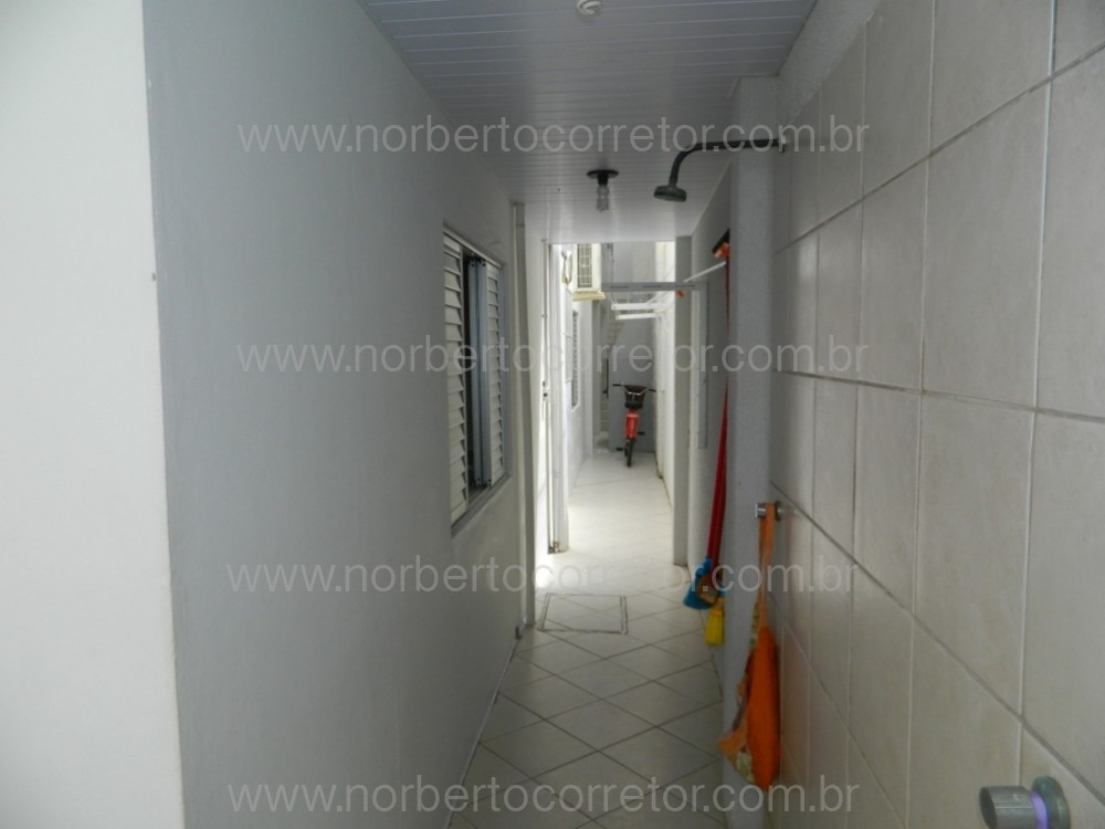 CASA ELIETE MEIA PRAIA 