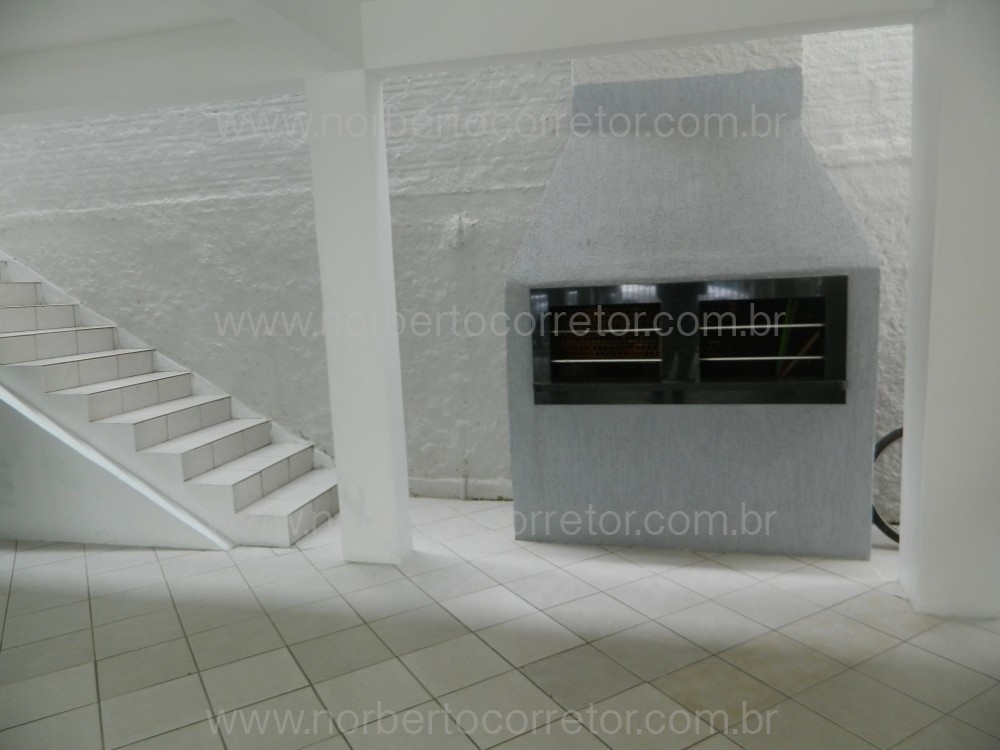 CASA ELIETE MEIA PRAIA 