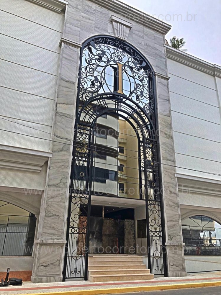 APARTAMENTO FRENTE MAR NO CENTRO DE ITAPEMA 