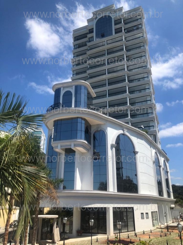 APARTAMENTO FRENTE MAR NO CENTRO DE ITAPEMA 