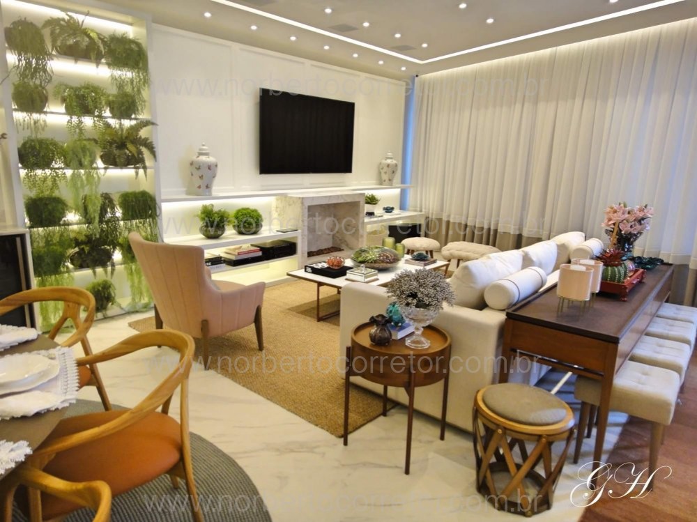 APARTAMENTO FRENTE MAR NO CENTRO DE ITAPEMA 