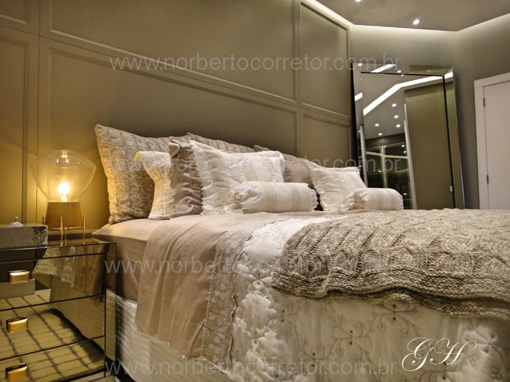 APARTAMENTO FRENTE MAR NO CENTRO DE ITAPEMA 