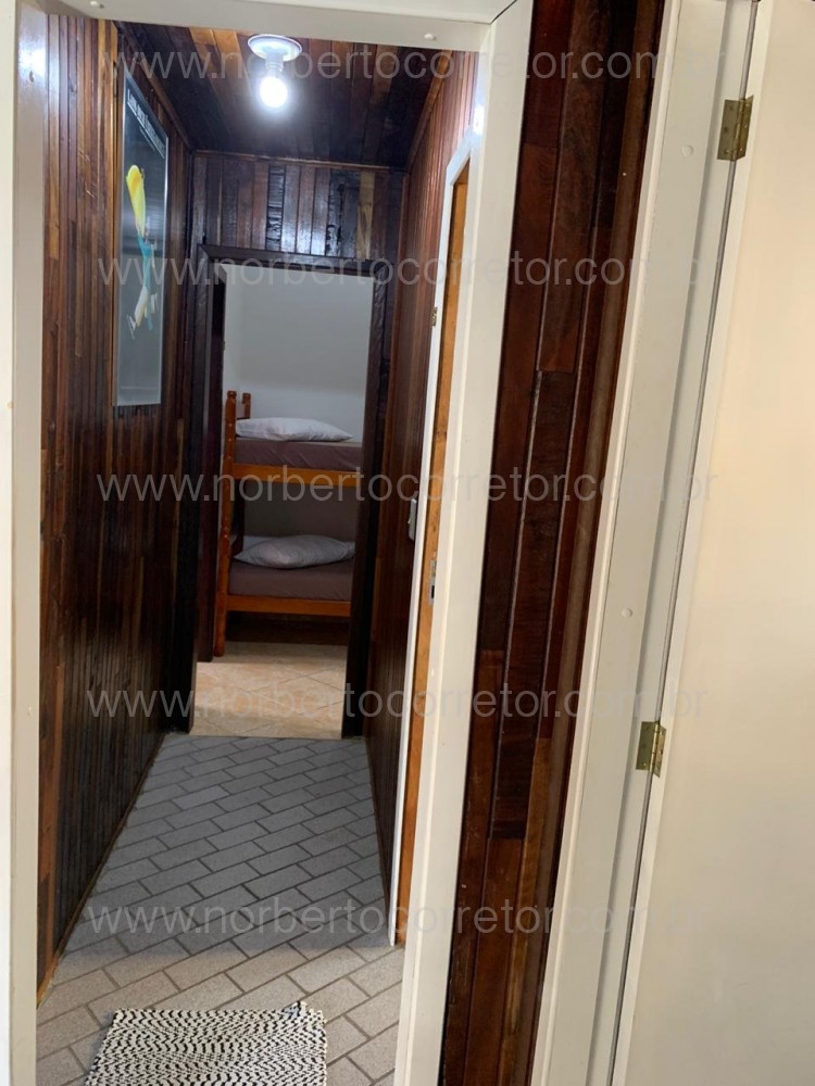 CASA 40 PESSOAS  TEMPORADA COM PISCINA  MEIA PRAIA