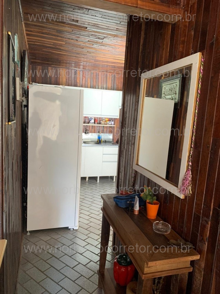 CASA 40 PESSOAS  TEMPORADA COM PISCINA  MEIA PRAIA