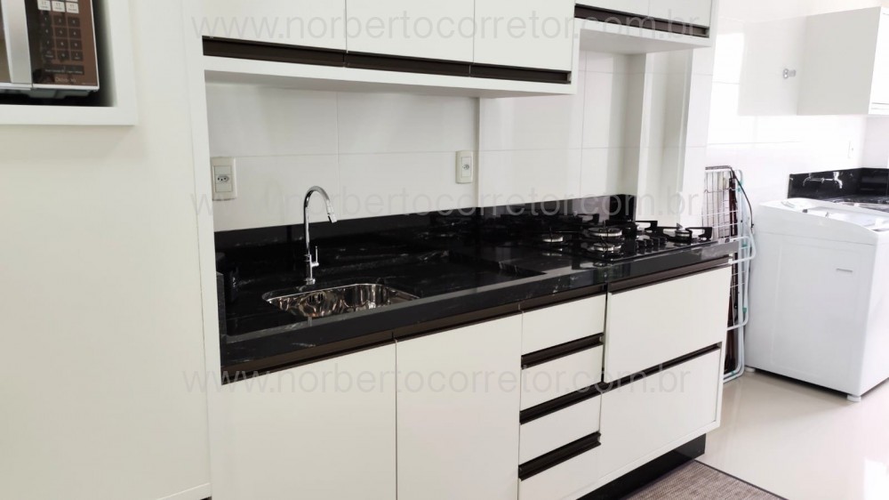 APARTAMENTO 3 SUITES , MOBILIADO QUADRA MAR !!