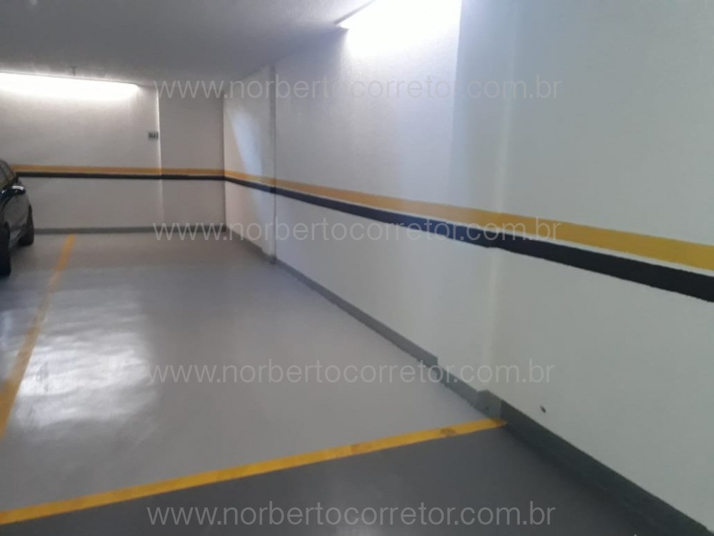 APARTAMENTO 3 SUTES NO MIOLO DE MEIA PRAIA !!