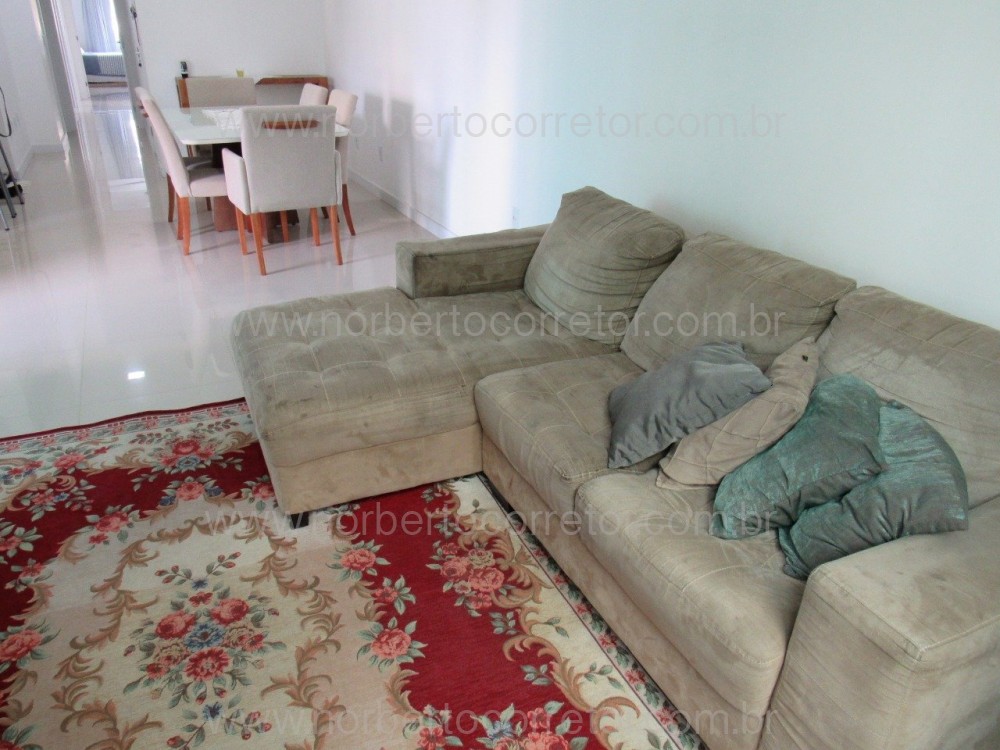 APARTAMENTO 3 SUTES NO MIOLO DE MEIA PRAIA !!