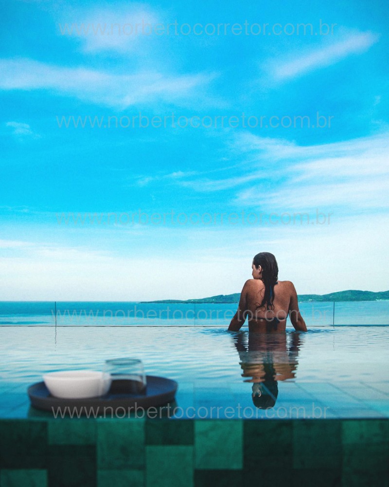 APARTAMENTO A VENDA NO CENTRO DE ITAPEMA 