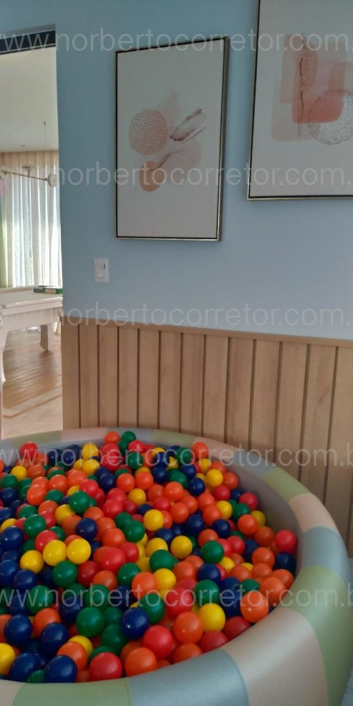 Apartamento quadra mar com 3 sutes!!!