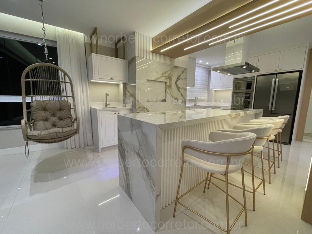 Apartamento frente mar, 4 sutes, Itapema SC 