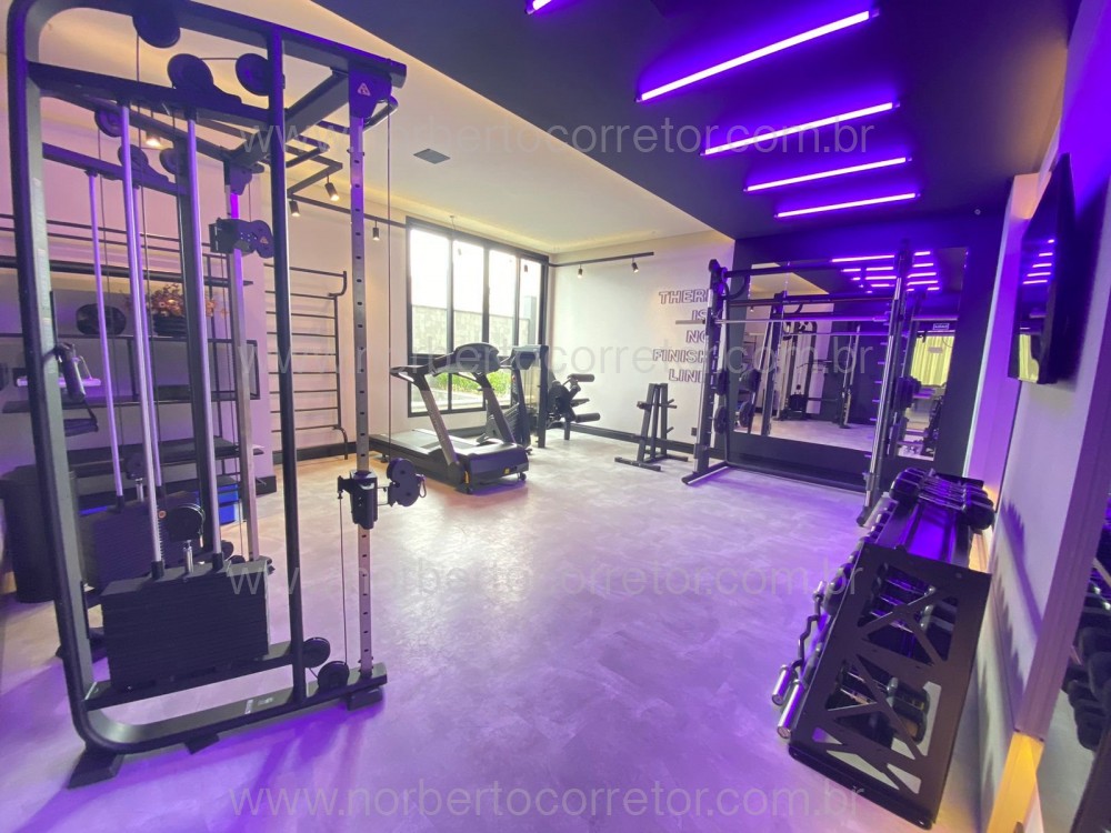 APARTAMENTO 03 SUTES NA QUADRA MAR DE MEIA PRAIA