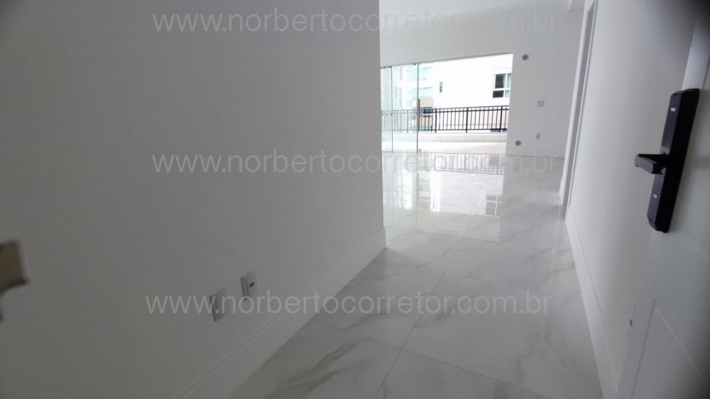 Apartamento  P na Areia , Itapema SC !!