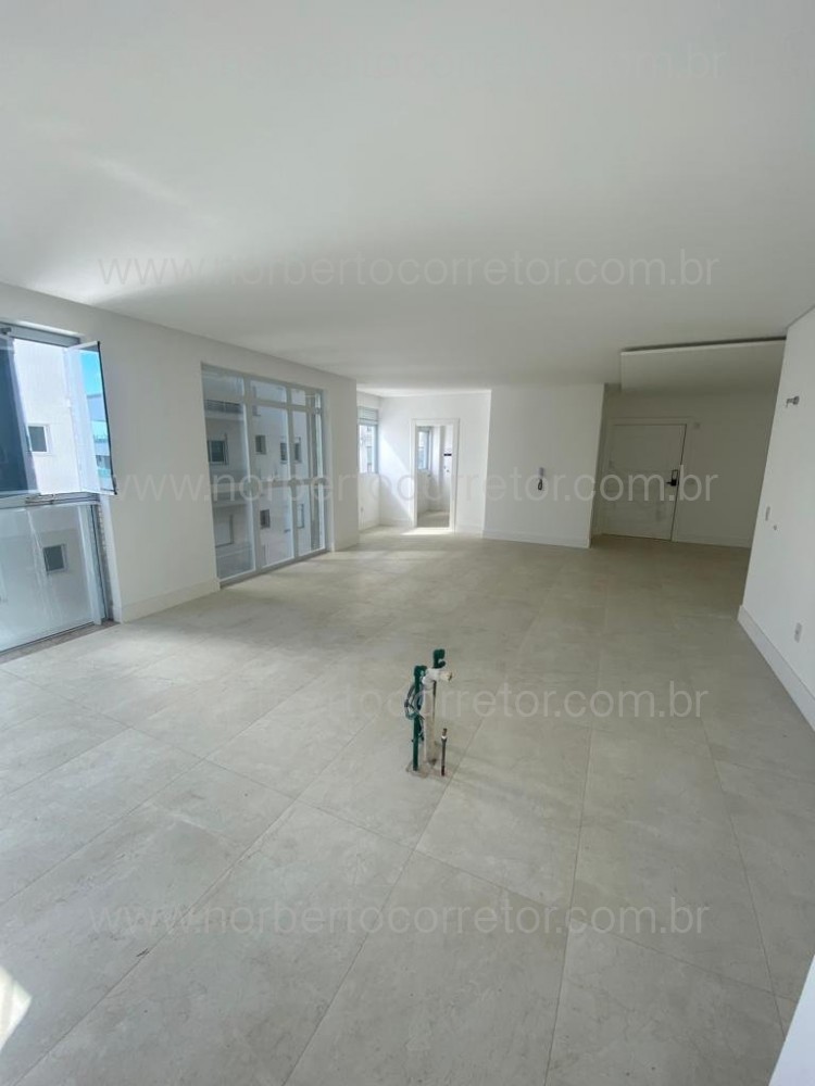 Apartamento 4 sutes , Quadra Mar, Itapema SC 