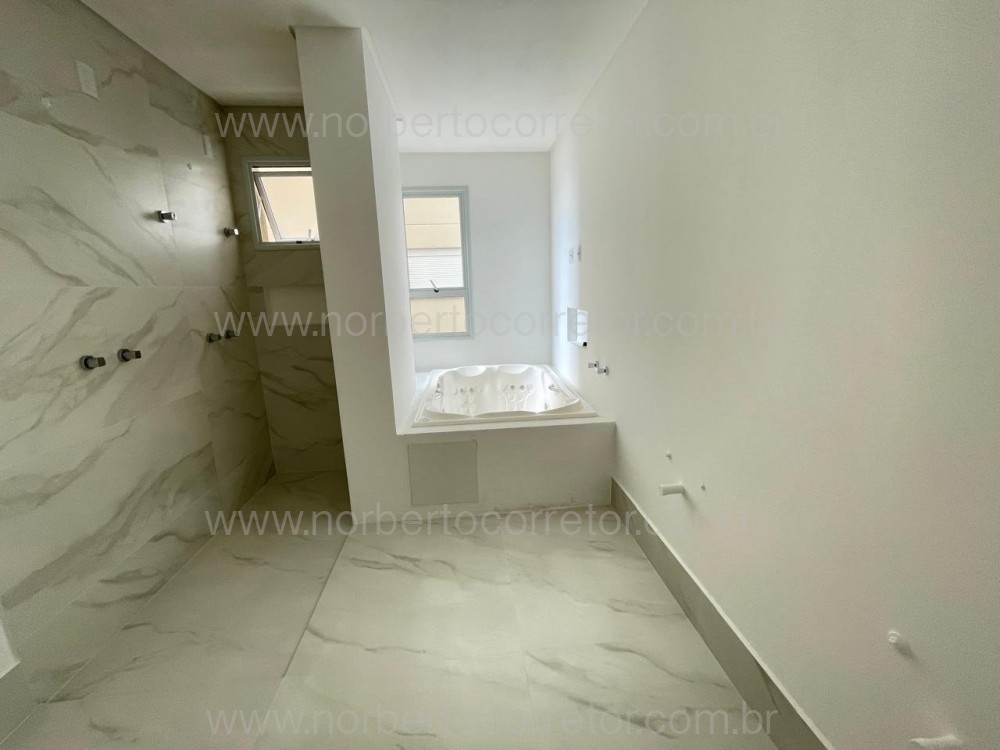 Apartamento frente mar, 4 sutes, Itapema SC 