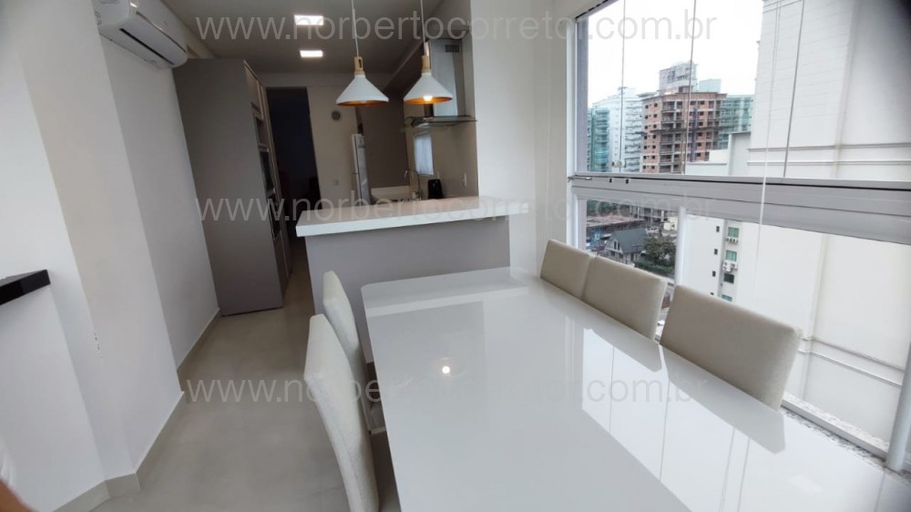 Apartamento,3 sutes, quadra mar Itapema SC 