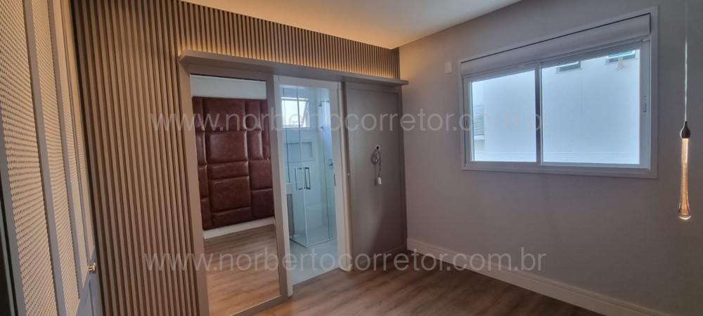 Apartamento de Alto Padro, Quadra Mar, Itapema SC