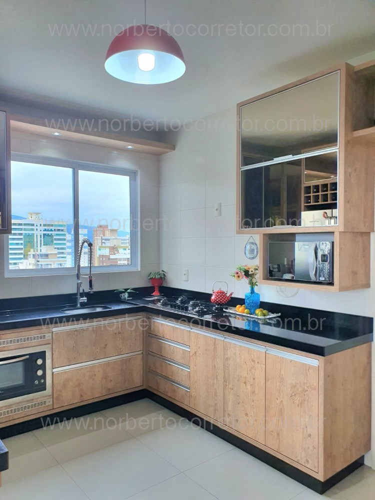 Apartamento 4 sutes, Meia Praia, Itapema SC 