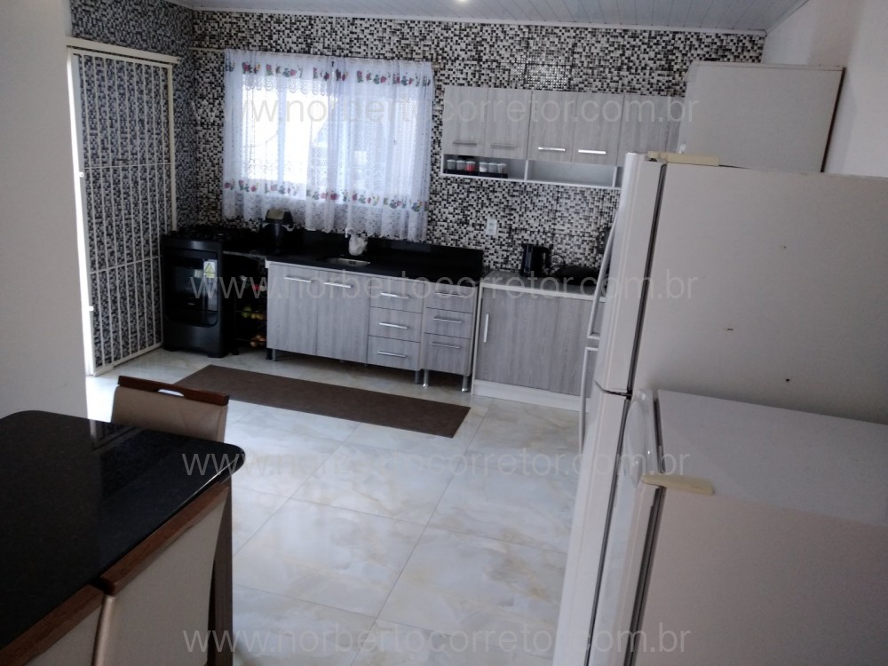 CASA COM PISCINA TEMPORADA MEIA PRAIA 