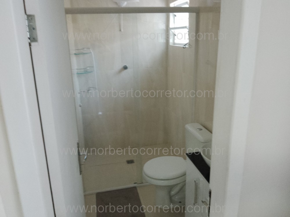 CASA COM PISCINA TEMPORADA MEIA PRAIA 