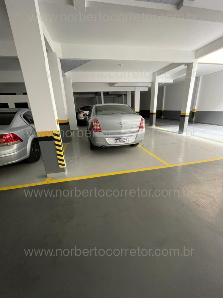 Apartamento 2 dormitrios, quadra mar, Itapema SC 