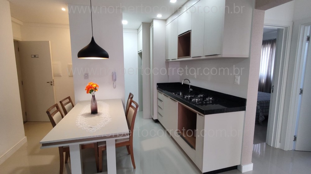 Apartamento 2 dormitrios, Morretes, Itapema SC.