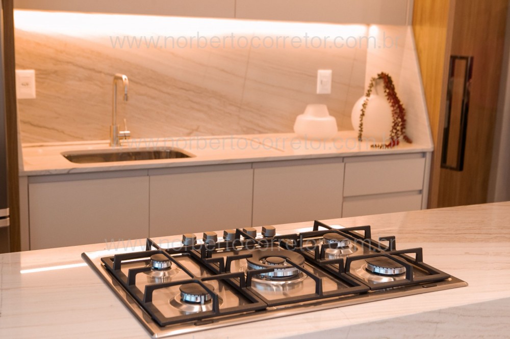 APARTAMENTO FRENTE A VENDA EM BALNEARIO PEREQUE