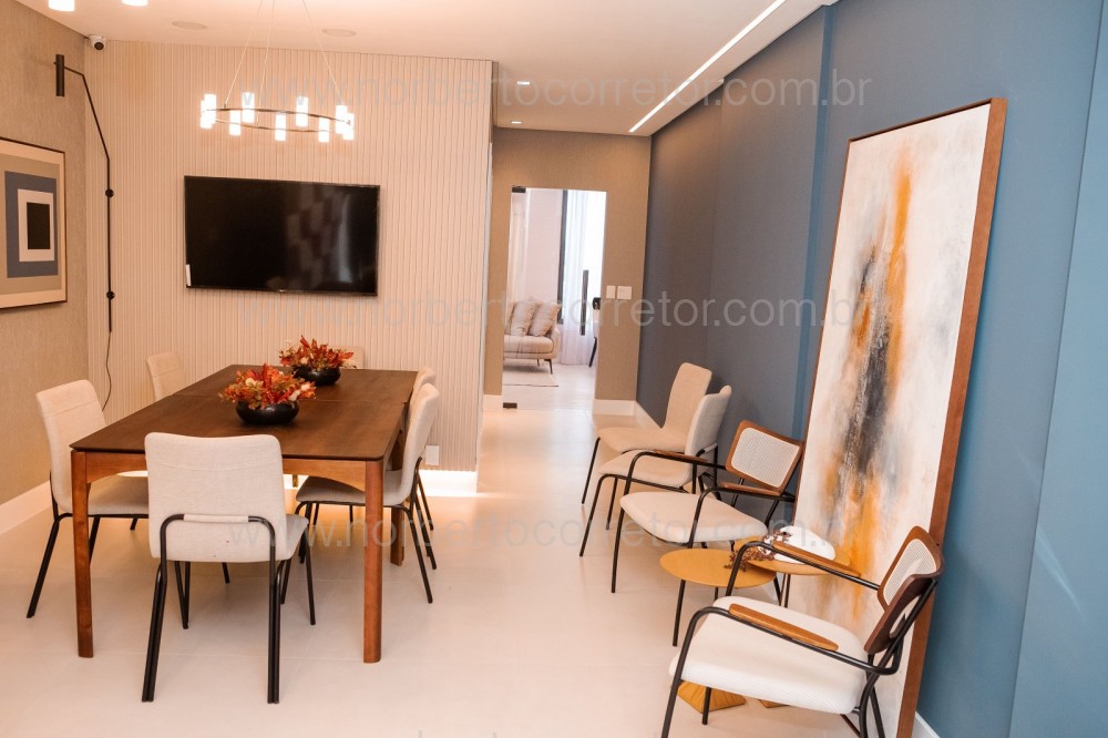 APARTAMENTO FRENTE A VENDA EM BALNEARIO PEREQUE