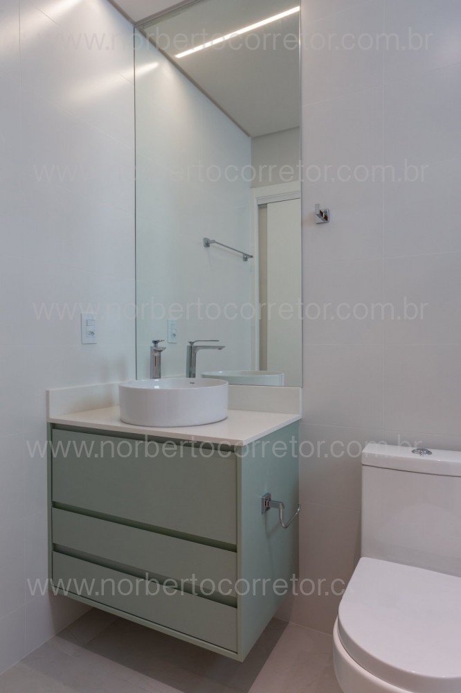 APARTAMENTO FRENTE A VENDA EM BALNEARIO PEREQUE