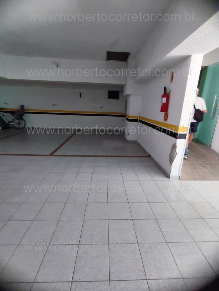 Apartamento 3 dormitrios, quadra mar Itapema SC 