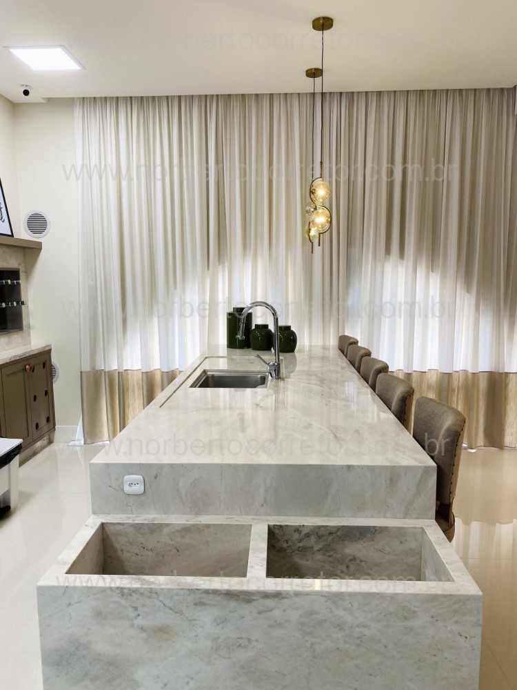 APARTAMENTO A VENDA EM MEIA PRAIA | 4 SUTES 