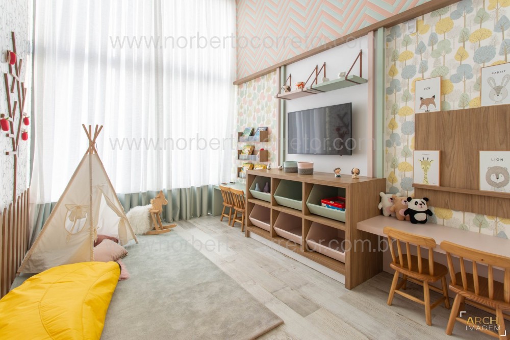 APARTAMENTO A VENDA NA QUADRA MAR DE MEIA PRAIA