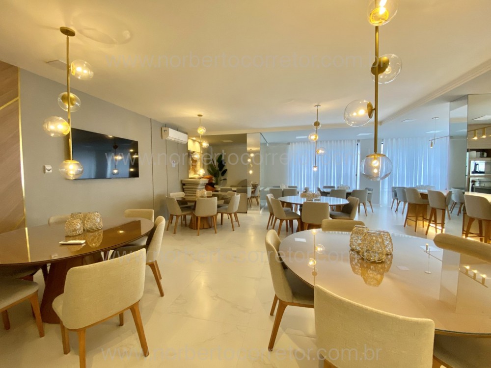 APARTAMENTO 04 SU�TES NA QUADRA MAR DE MEIA PRAIA