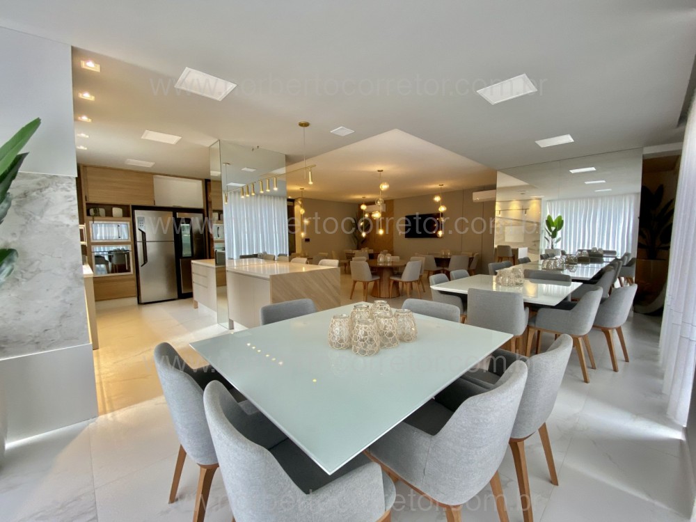 APARTAMENTO 04 SU�TES NA QUADRA MAR DE MEIA PRAIA