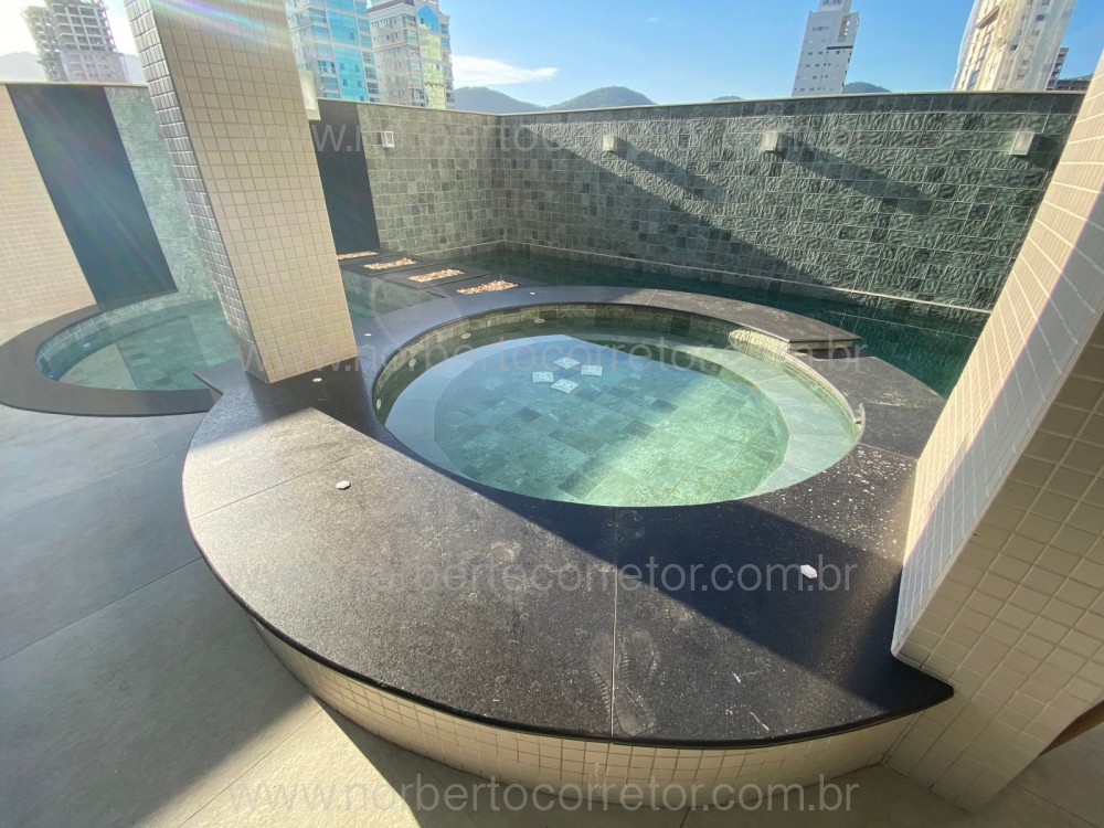 APARTAMENTO A VENDA NO CENTRO DE ITAPEMA 