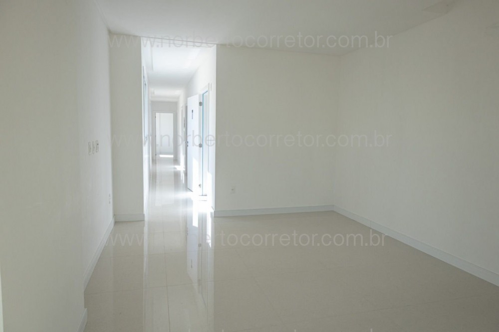 APARTAMENTO A VENDA EM MEIA PRAIA ITAPEMA 