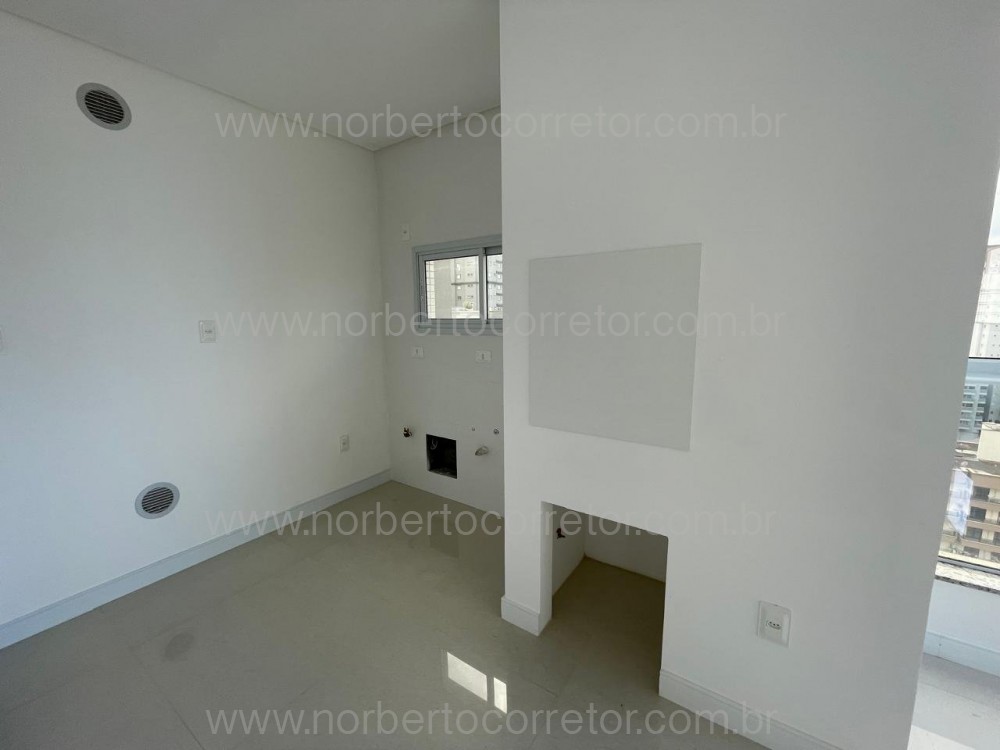 APARTAMENTO A VENDA EM MEIA PRAIA ITAPEMA 