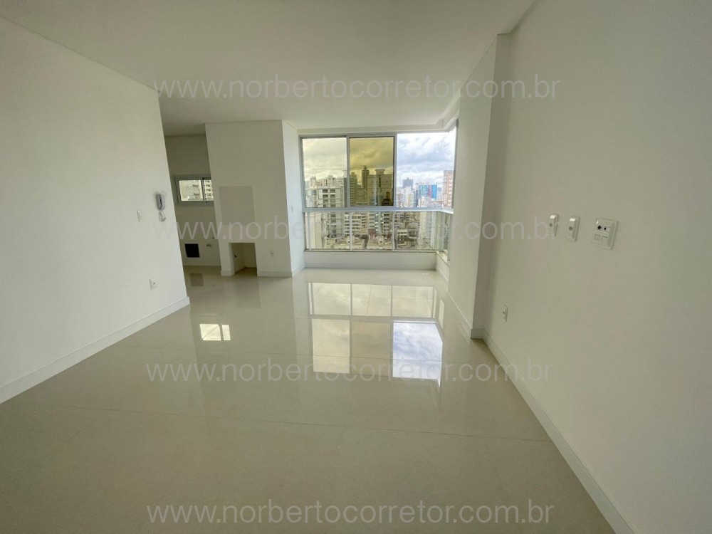 APARTAMENTO A VENDA EM MEIA PRAIA ITAPEMA 