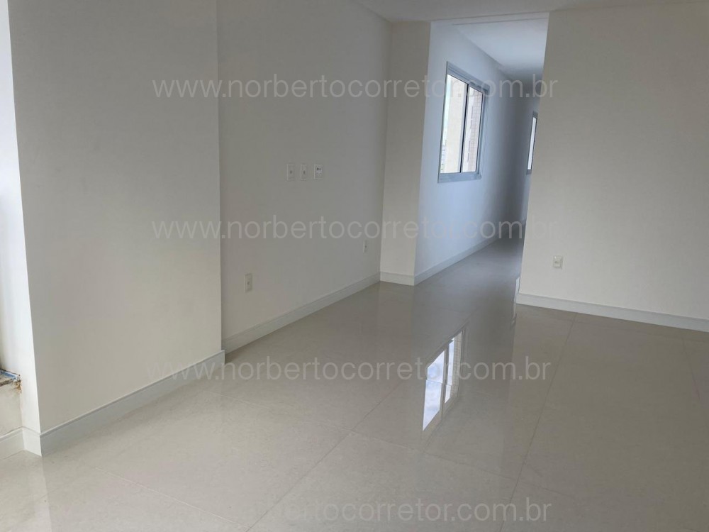 APARTAMENTO A VENDA EM MEIA PRAIA ITAPEMA 