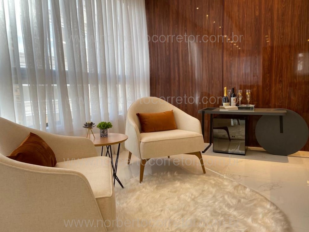 APARTAMENTO A VENDA NA QUADRA MAR DE MEIA PRAIA